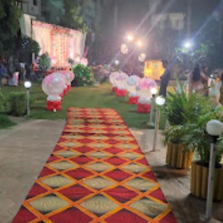 Hotel Blue Paradise Chandrapur Eksteriør bilde